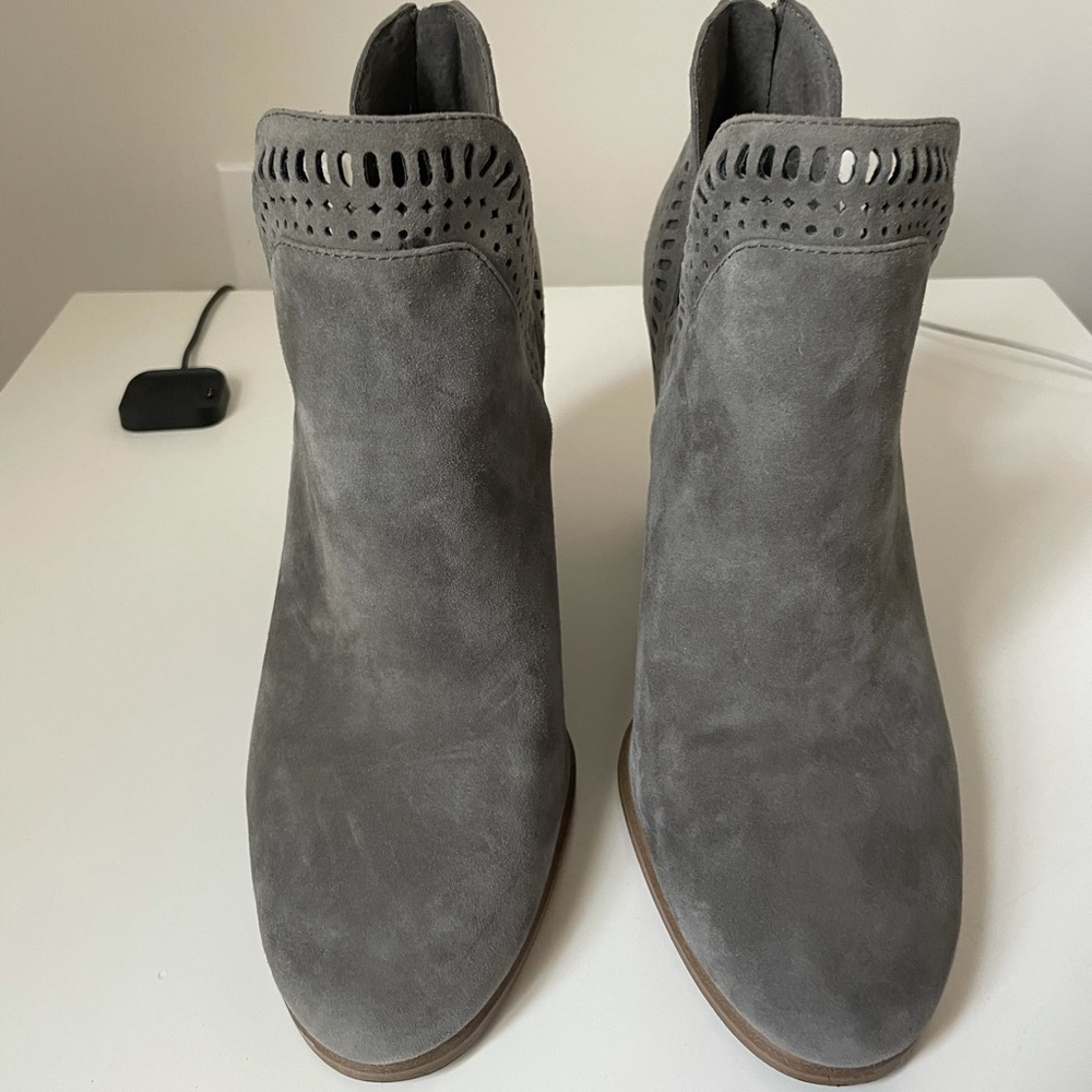 Women’s Vince Camuto bootie